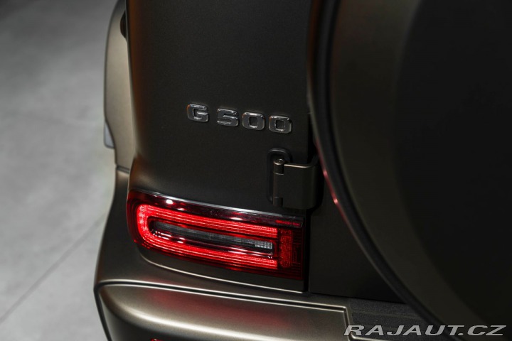 Mercedes-Benz G  2023