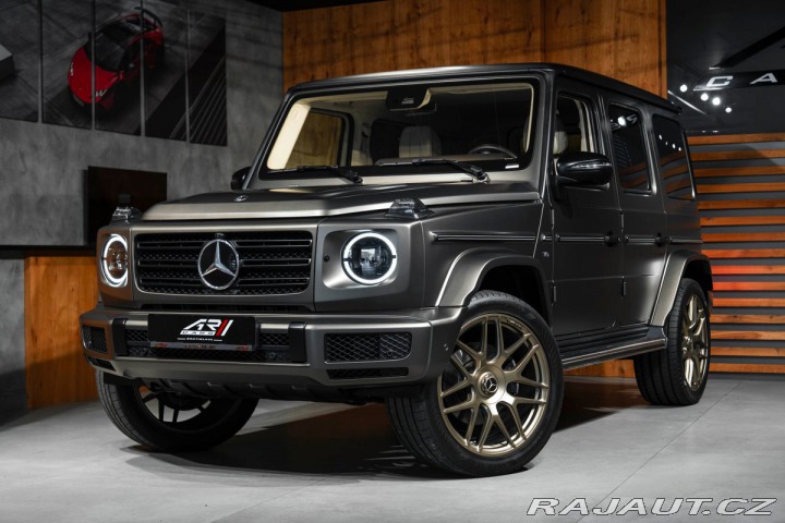 Mercedes-Benz G  2023