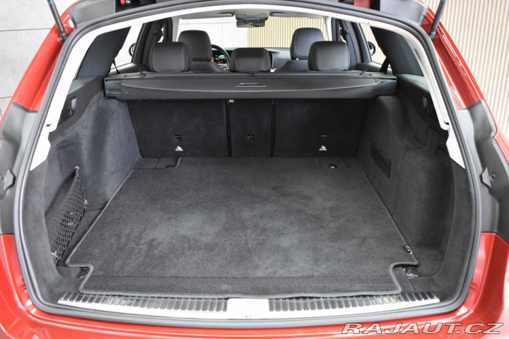 Mercedes-Benz E E 200 4MATIC*AVANTGARDE*Č 2022