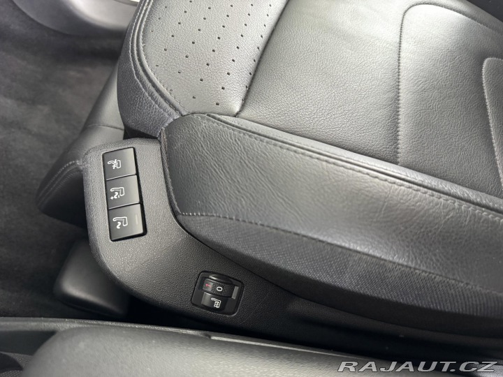 Citroën Grand C4 Picasso 2,0HDi AUT*Masáže*REZERVA 2015