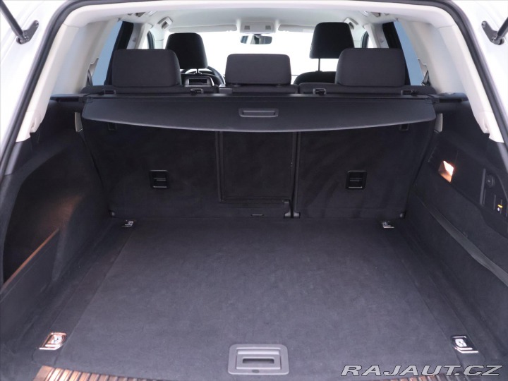 Volkswagen Touareg 3,0 TDI 193kW 4x4  Tažné 2017