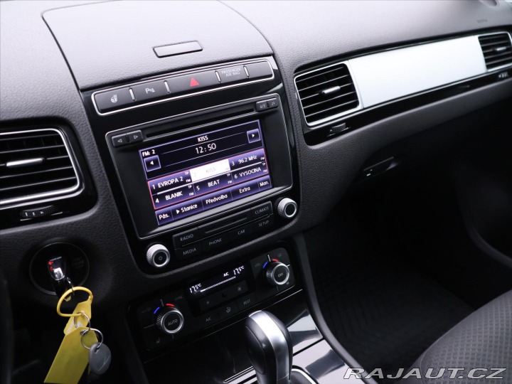 Volkswagen Touareg 3,0 TDI 193kW 4x4  Tažné 2017