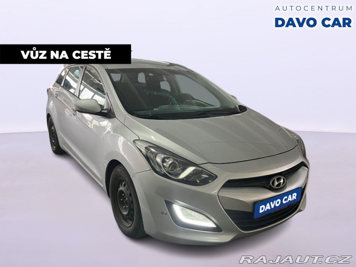 Hyundai i30 1,6 CDRi CZ Trikolor Aut. 2013