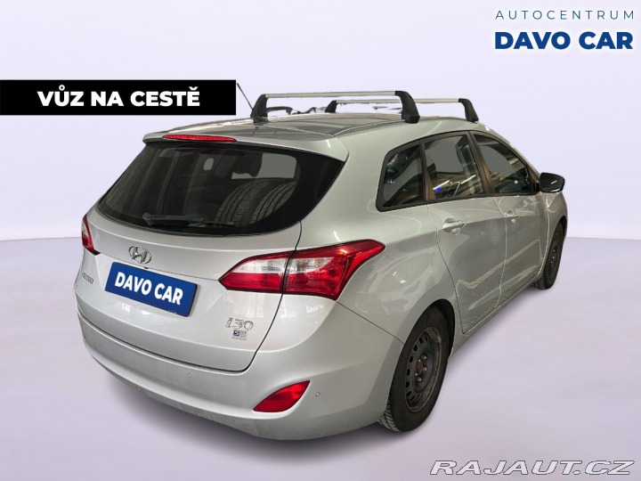 Hyundai i30 1,6 CDRi CZ Trikolor Aut. 2013