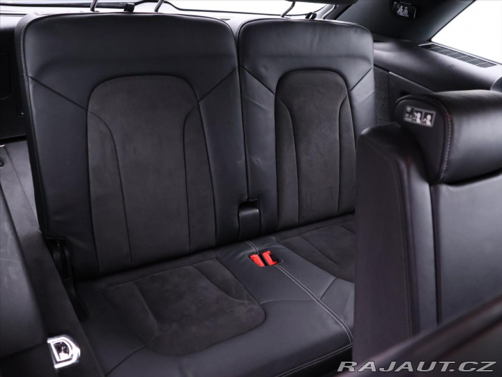 Audi Q7 3,0 TDI 180kW S-LINE CZ 7 2011