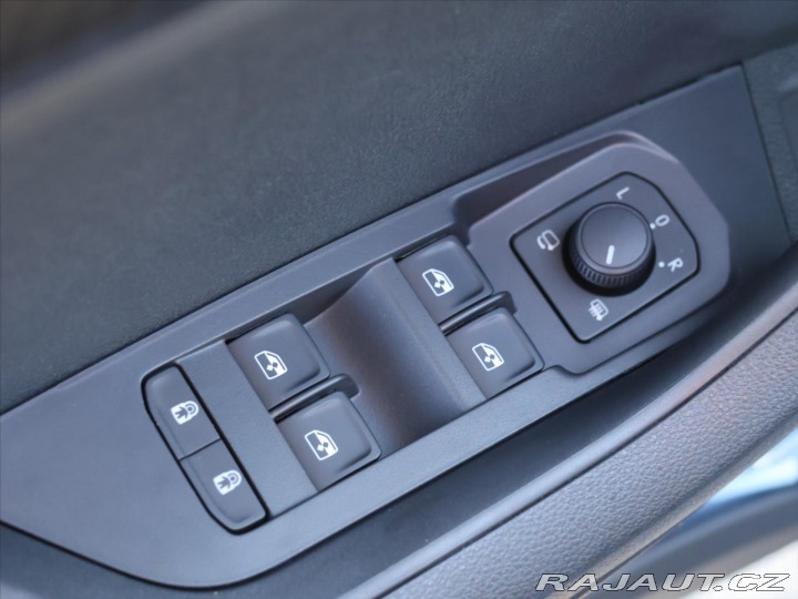 Škoda Karoq 1,5 TSi Sportline DSG 1.M 2025