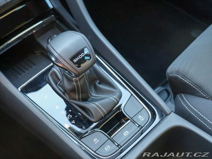 Škoda Karoq 1,5 TSi Sportline DSG 1.M 2025