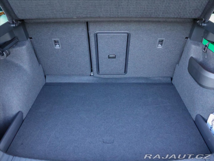 Škoda Karoq 2,0 TDI 4x4 DSG Sportline 2025