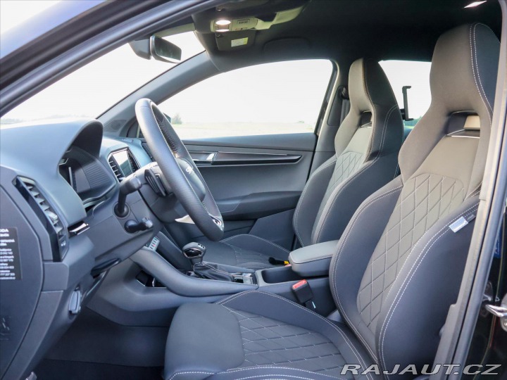 Škoda Karoq 2,0 TDI 4x4 DSG Sportline 2025