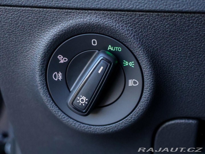 Škoda Karoq 2,0 TDI 4x4 DSG Sportline 2025