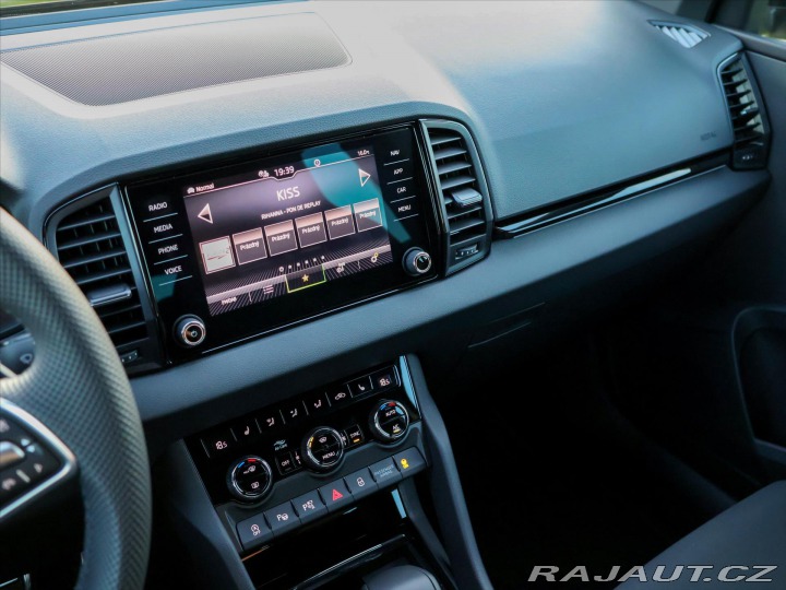 Škoda Karoq 2,0 TDI 4x4 DSG Sportline 2025