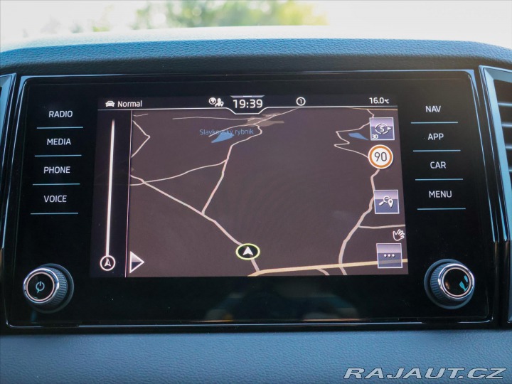 Škoda Karoq 2,0 TDI 4x4 DSG Sportline 2025