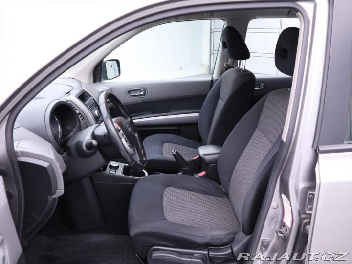 Nissan X-Trail 2,0 DCI 110kW 4x4 Klima T 2009