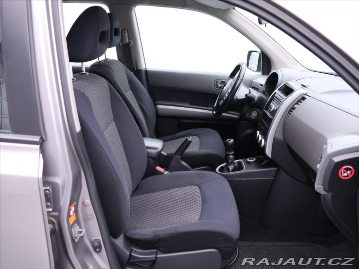 Nissan X-Trail 2,0 DCI 110kW 4x4 Klima T 2009