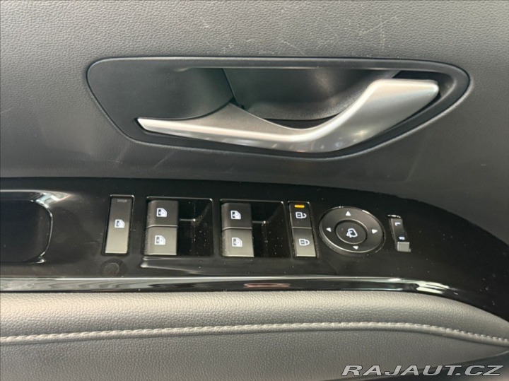 Hyundai Tucson 1,6 TGDI STYLE AT MildHyb 2025