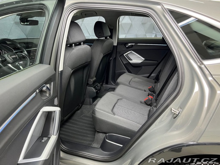 Audi Q3 45TFSI QUATTRO SB, WEBAST 2022