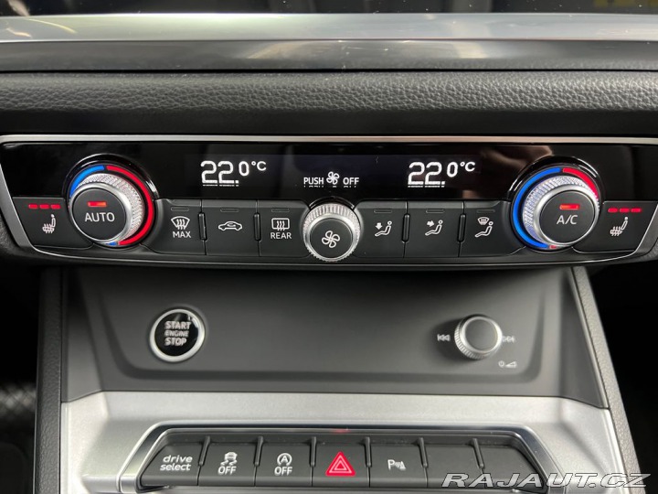 Audi Q3 45TFSI QUATTRO SB, WEBAST 2022