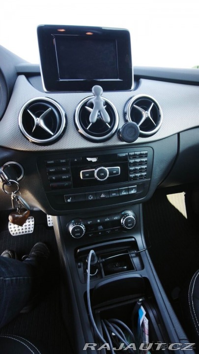 Mercedes-Benz Ostatní modely AMG One 2,2   CDI 125kw AMG paket 2014