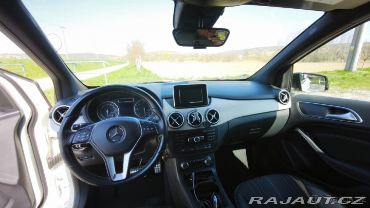 Mercedes-Benz Ostatní modely AMG One 2,2   CDI 125kw AMG paket 2014