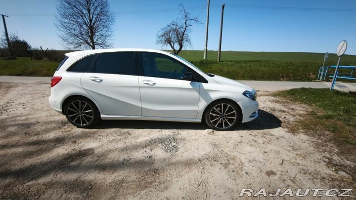 Mercedes-Benz Ostatní modely AMG One 2,2   CDI 125kw AMG paket 2014