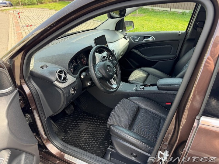 Mercedes-Benz B 2,2   220 d | 130 kW | 20 2016
