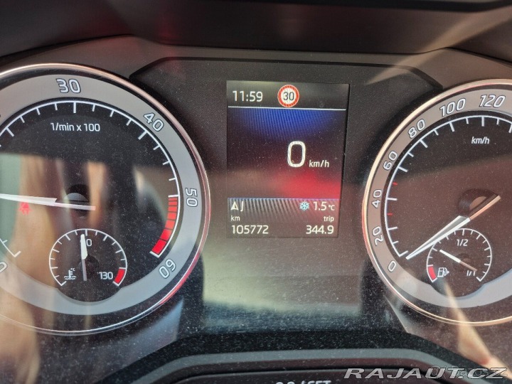 Škoda Superb 2,0   TDi 105 000 km r.v. 2019