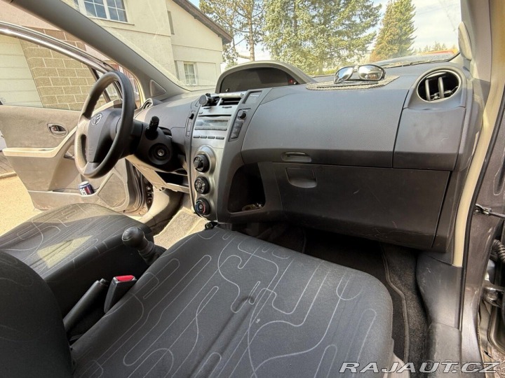 Toyota Yaris 1,0 2009