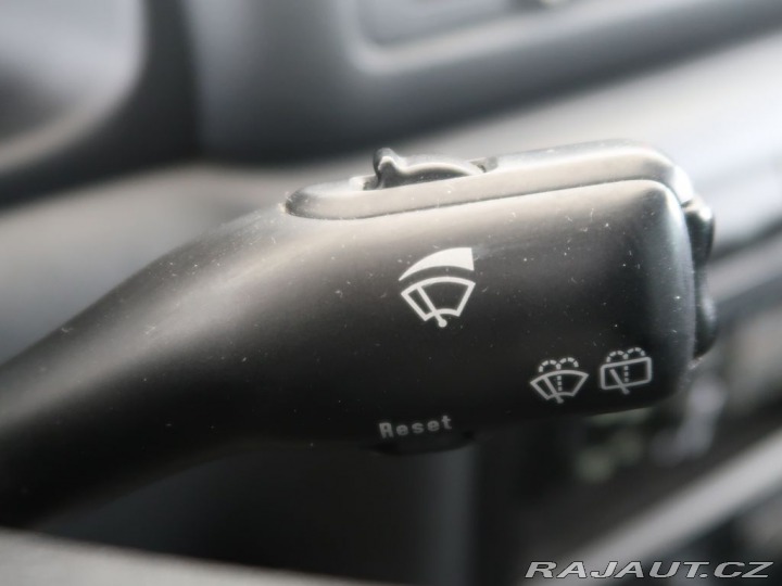 Škoda Octavia 1.6i,75kW,Manuál 2003