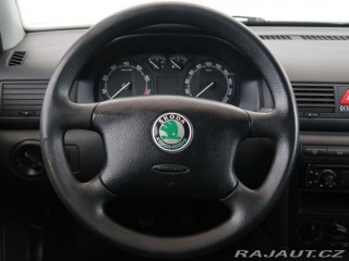 Škoda Octavia 1.6i,75kW,Manuál 2003