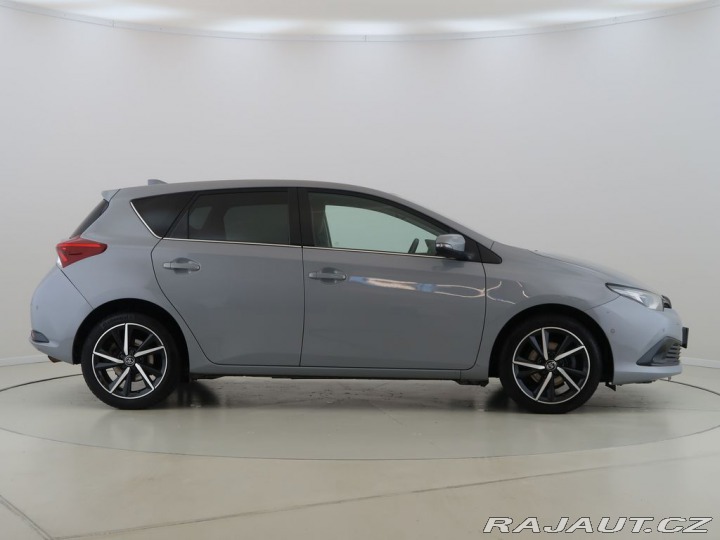Toyota Auris 1.6VVT-i,CZ,1Maj,Active T 2018