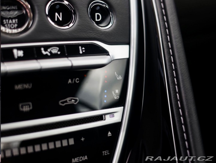 Aston Martin Ostatní modely DB  DB11 4.0 V8 375KW, 360ka 2020
