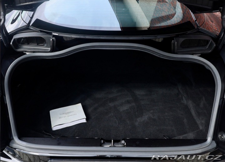 Aston Martin Ostatní modely DB  DB11 4.0 V8 375KW, 360ka 2020