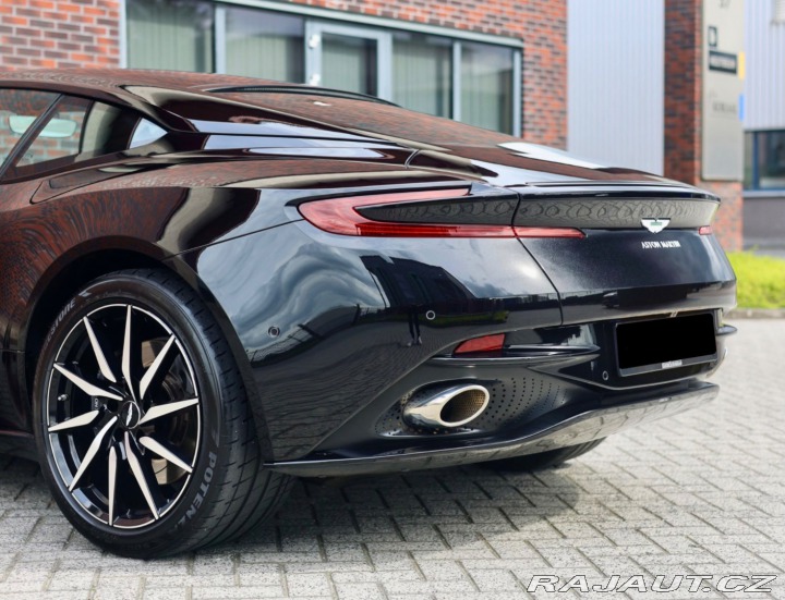 Aston Martin Ostatní modely DB  DB11 4.0 V8 375KW, 360ka 2020