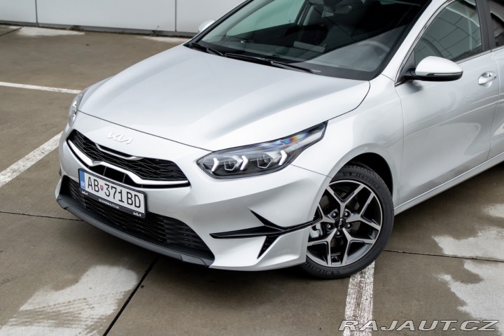 Kia Ostatní modely Ceed SW  Ceed SW 1.5 T-GDi/ GOLD 2025