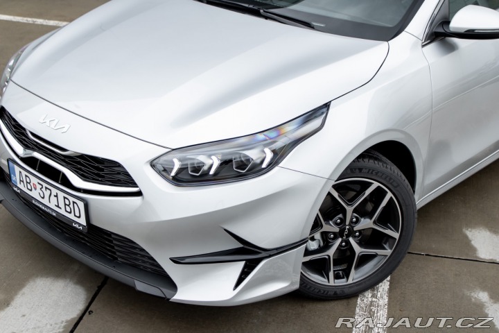 Kia Ostatní modely Ceed SW  Ceed SW 1.5 T-GDi/ GOLD 2025