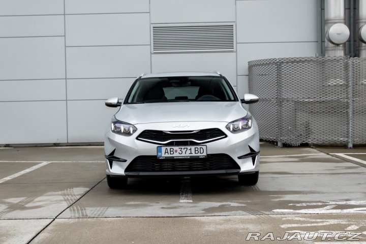 Kia Ostatní modely Ceed SW  Ceed SW 1.5 T-GDi/ GOLD 2025