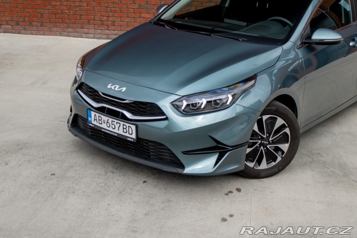 Kia Ostatní modely Ceed SW  Ceed SW 1.5 T-GDi/ GOLD/ 2025