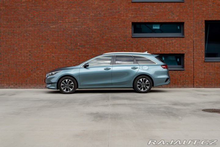 Kia Ostatní modely Ceed SW  Ceed SW 1.5 T-GDi/ GOLD/ 2025