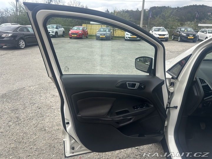 Ford Escort 1.0i 92kW/1MAJ/Park.senzo 2017