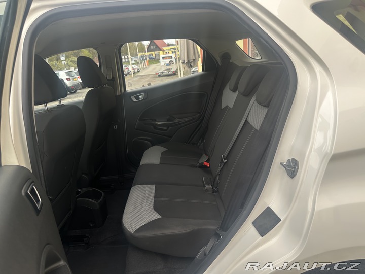 Ford Escort 1.0i 92kW/1MAJ/Park.senzo 2017