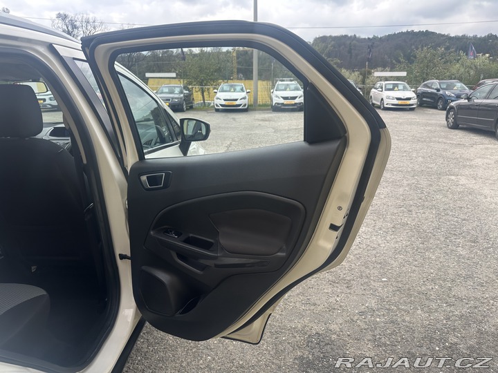 Ford Escort 1.0i 92kW/1MAJ/Park.senzo 2017