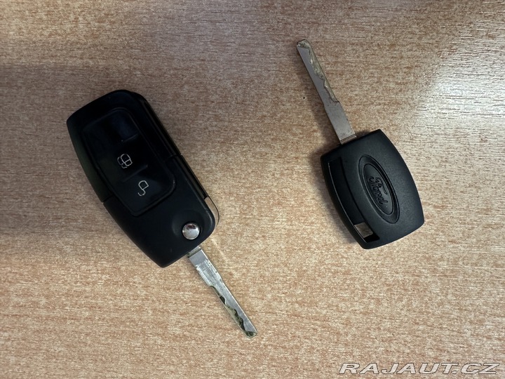 Ford Escort 1.0i 92kW/1MAJ/Park.senzo 2017