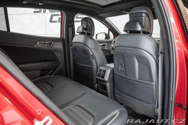 Kia Sportage 1.6T-GDi HEV 4x4*GT*ZÁRUK 2024