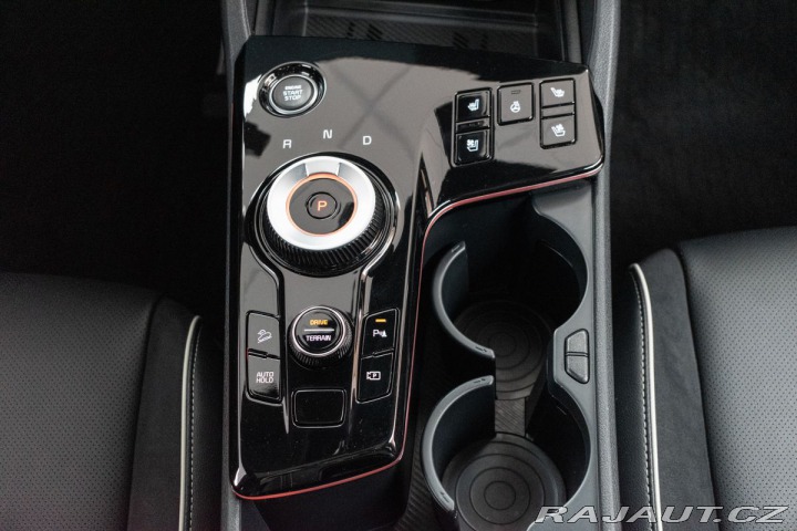 Kia Sportage 1.6T-GDi HEV 4x4*GT*ZÁRUK 2024