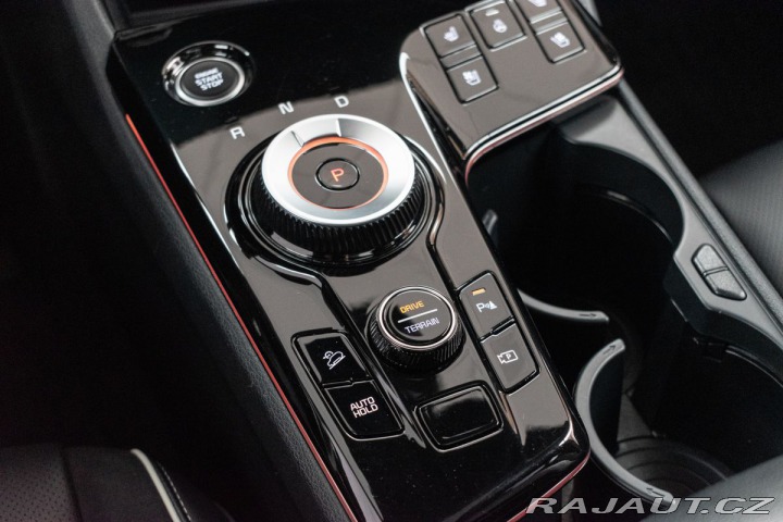 Kia Sportage 1.6T-GDi 4x4*GT-LINE*ZÁRU 2024