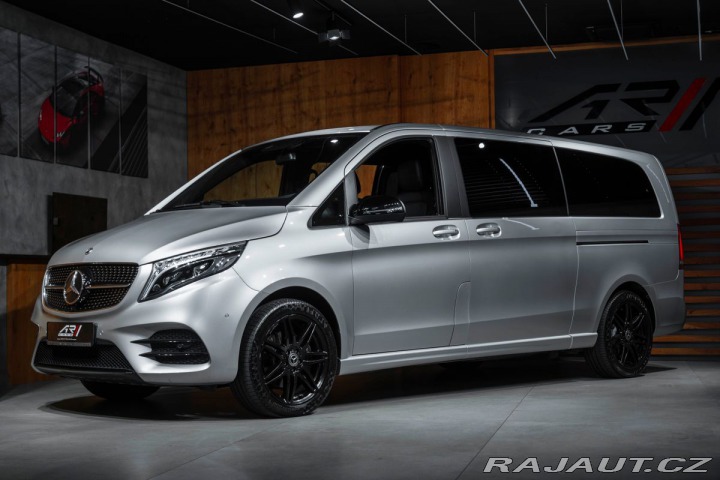 Mercedes-Benz V  2022
