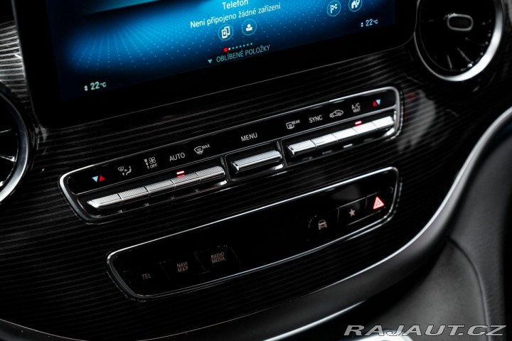 Mercedes-Benz V  2022