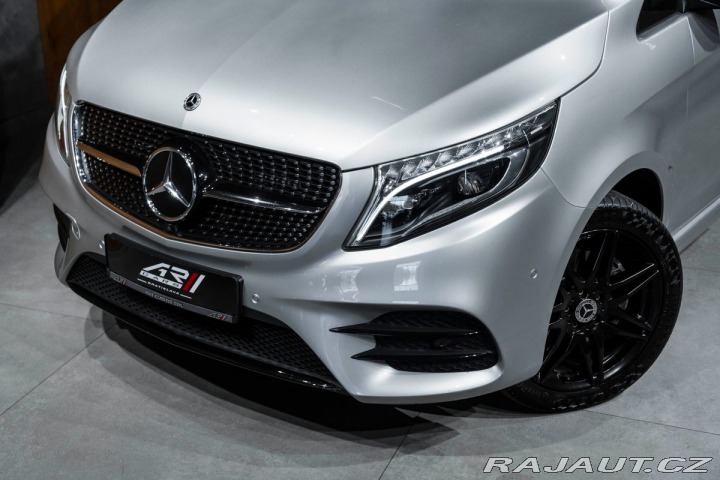 Mercedes-Benz V  2022