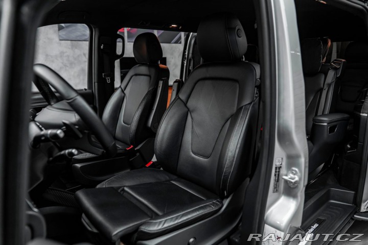 Mercedes-Benz V  2022