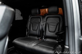 Mercedes-Benz V  2022